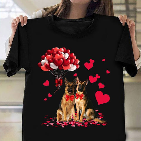 German shepherd Couple With Heart Bubble Shirt German shepherd Lovers Couple T-Shirt Valentines Day Gifts
