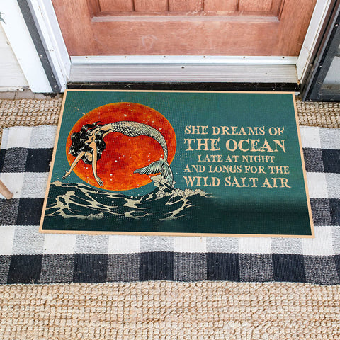 She dreams of the ocean Mermaid Doormat TD