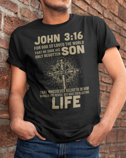 John 3:16 Bible Verse Jesus Classic T-shirt Men's Christian T-shirt Gifts for Christians HN